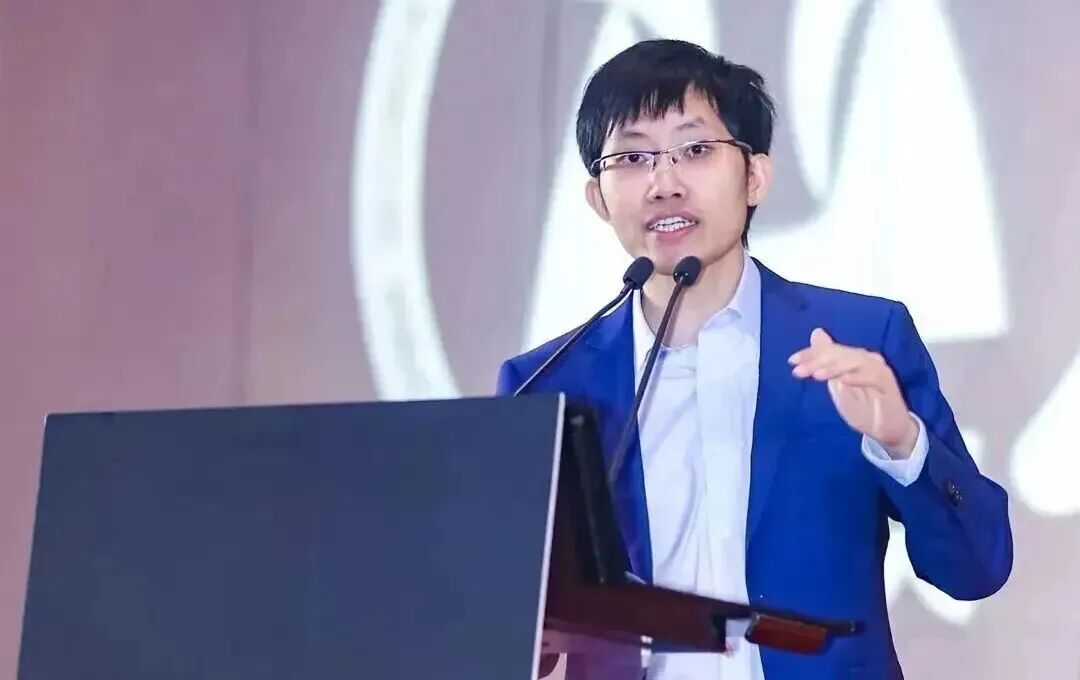 liangwenfeng.jpg